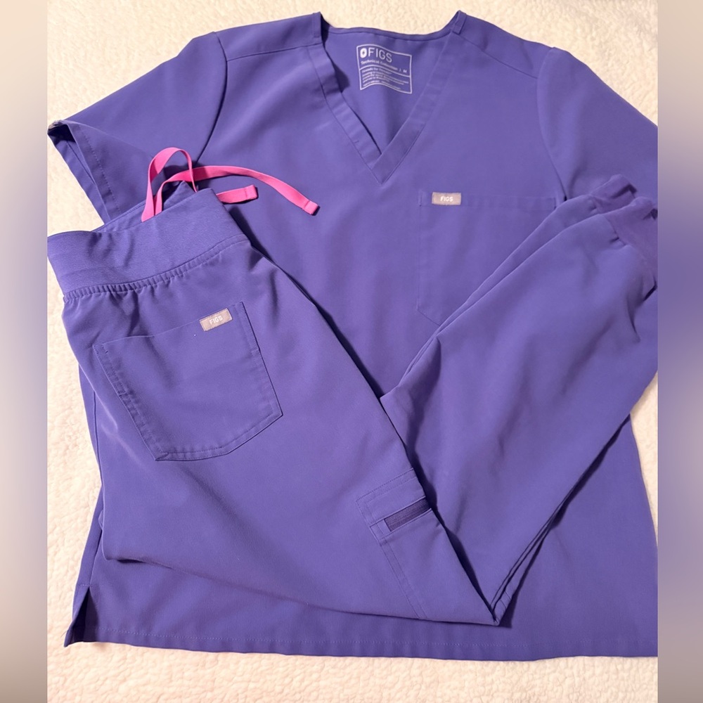 Figs Technical Collection In Amethyst - Picture 2 of 4